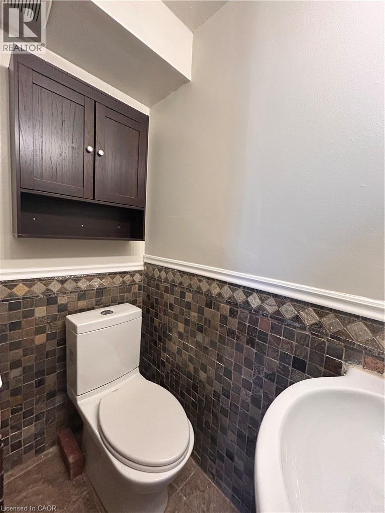 3 Balmoral Avenue S Unit# 1a Property Photo 11