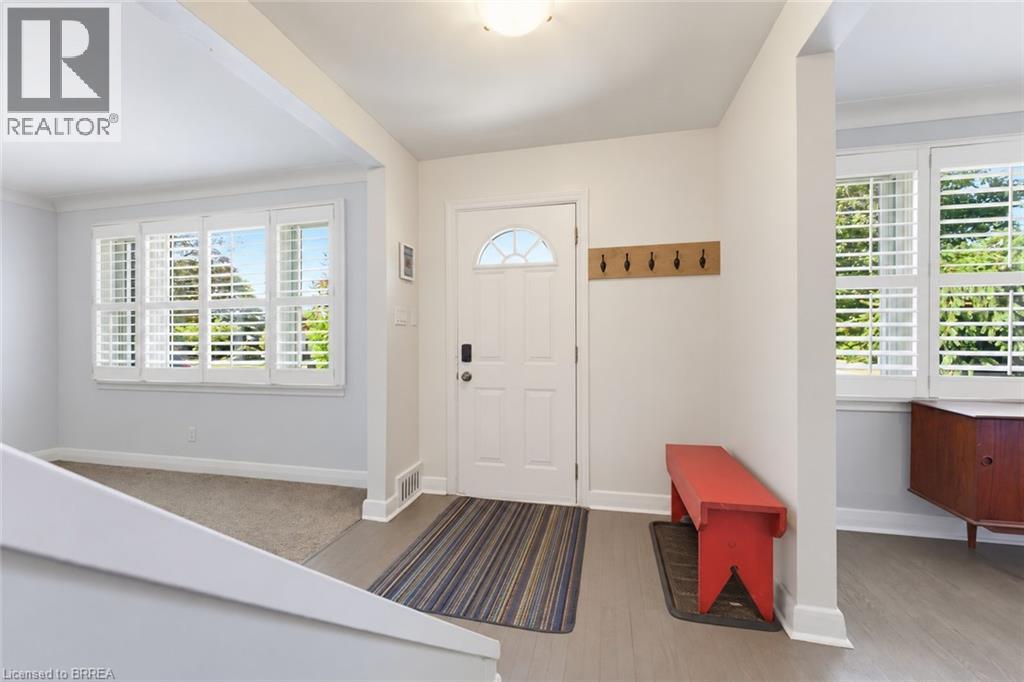 38 Admiral Road Property Photo 3