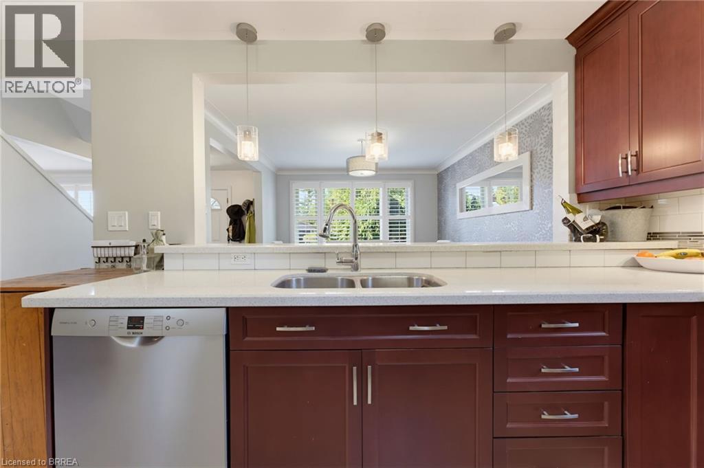 38 Admiral Road Property Photo 10