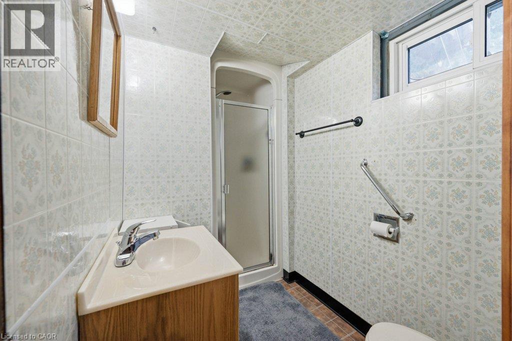 417 Edwin Street Property Photo 29