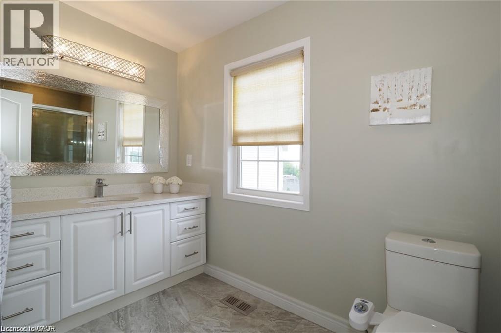 67 Bloomington Drive Property Photo 9