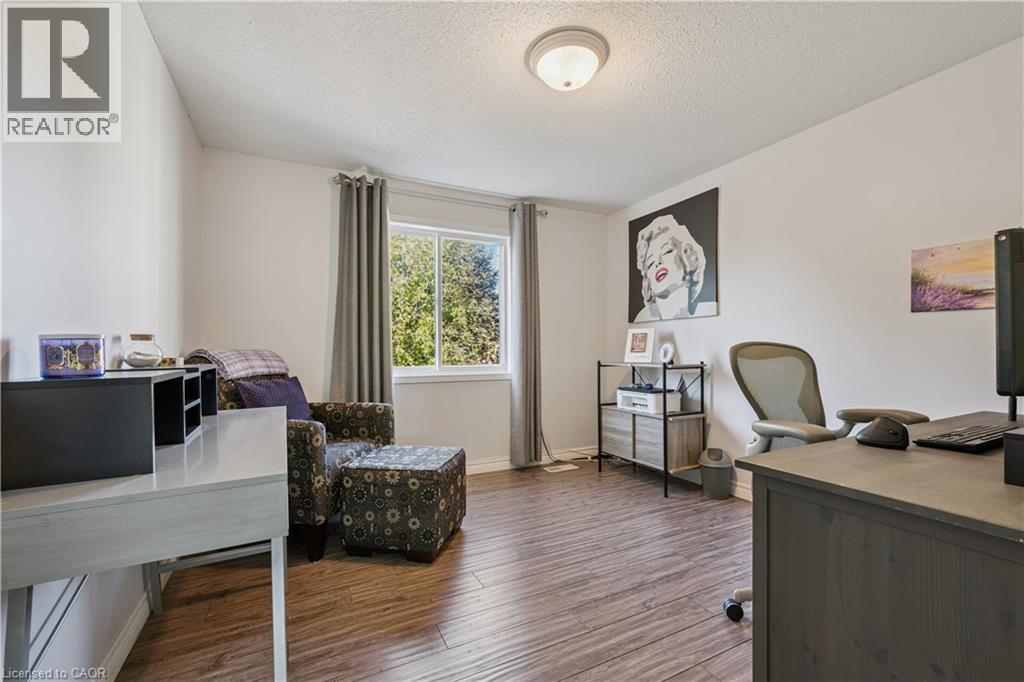 7 Kroeger Crescent Property Photo 15