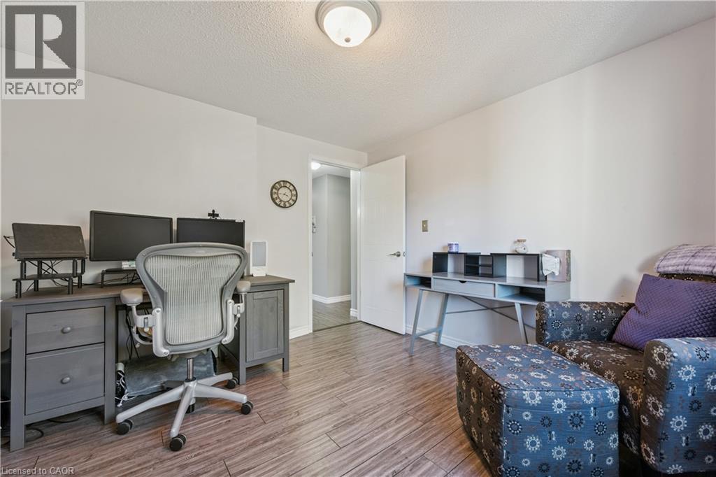 7 Kroeger Crescent Property Photo 16