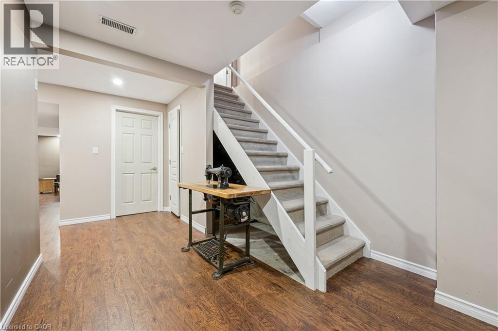 7 Kroeger Crescent Property Photo 27