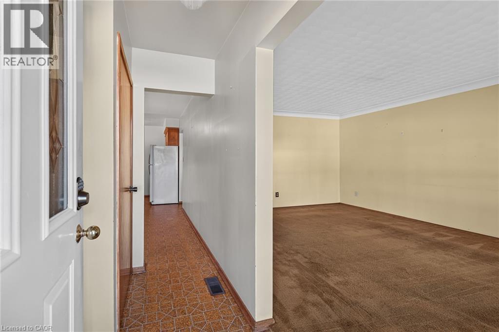 145 East 25th Street Property Photo 4