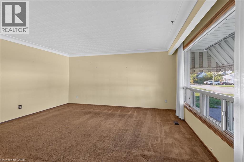 145 East 25th Street Property Photo 6