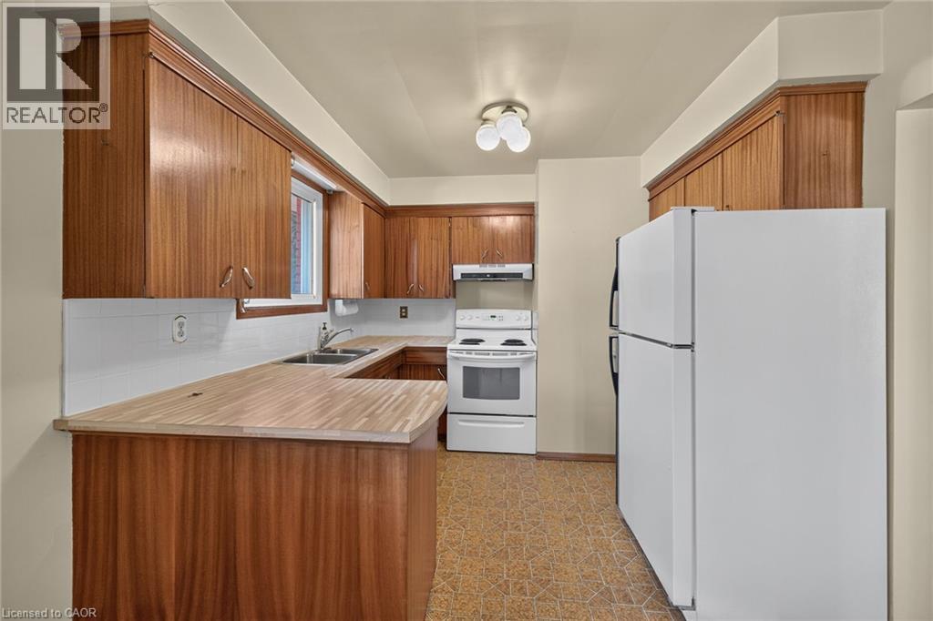 145 East 25th Street Property Photo 11