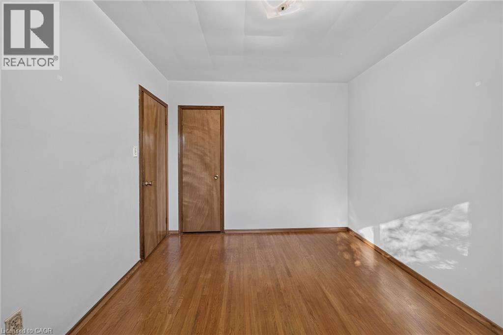 145 East 25th Street Property Photo 18