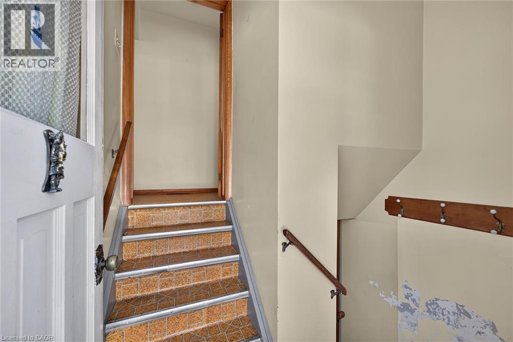 145 East 25th Street Property Photo 23