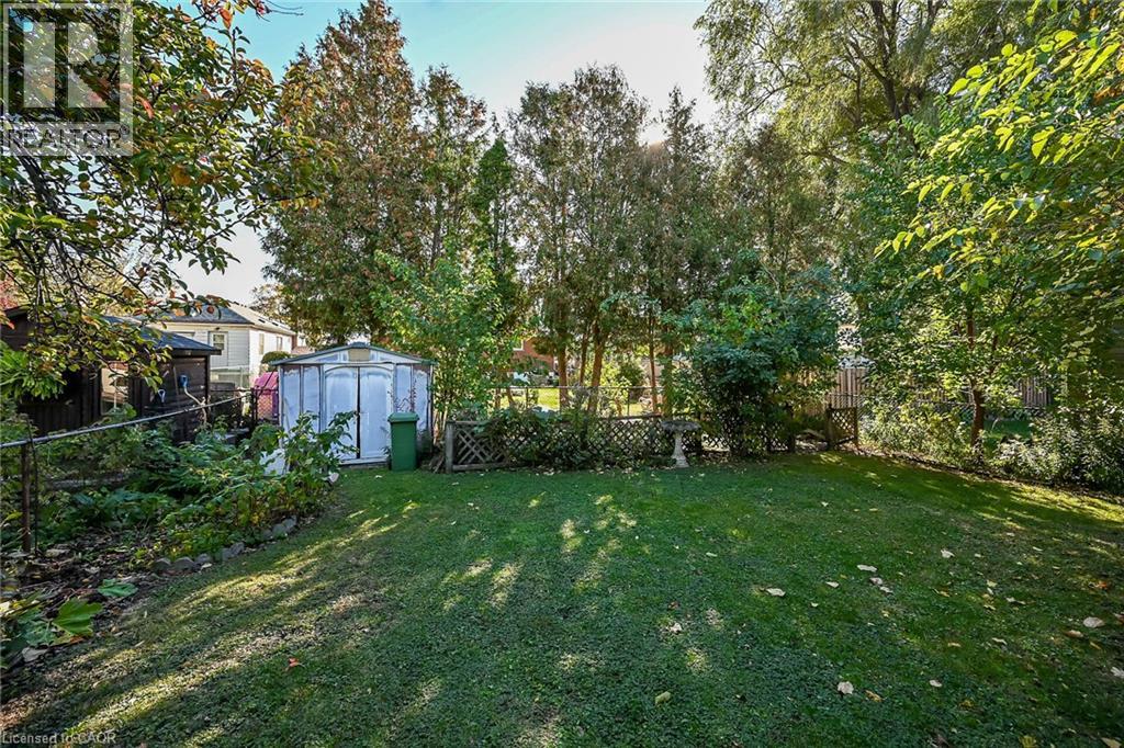 145 East 25th Street Property Photo 36