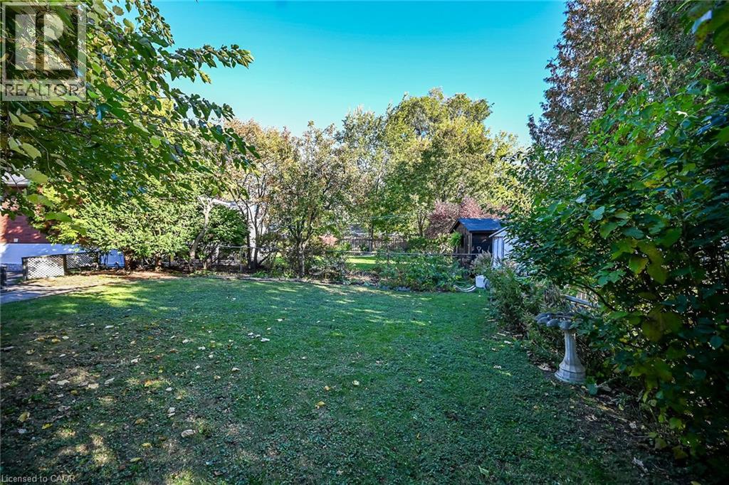 145 East 25th Street Property Photo 37