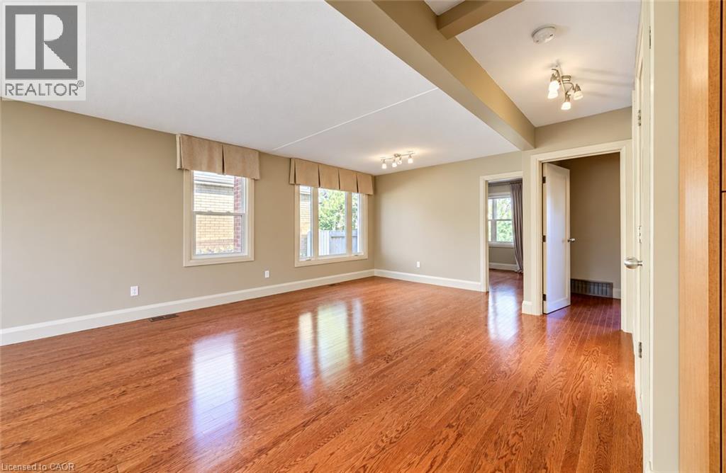 108 Plymouth Road Property Photo 8