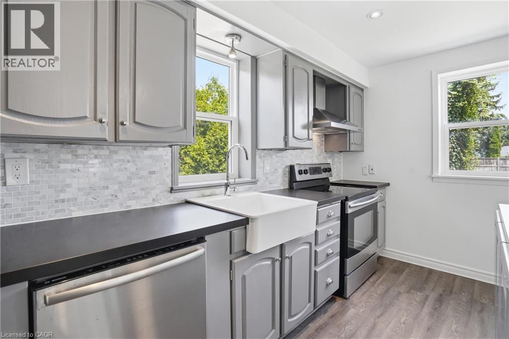 292 Main Street W Unit# A Property Photo 18