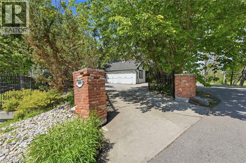 6123 Guelph Line Property Photo 4