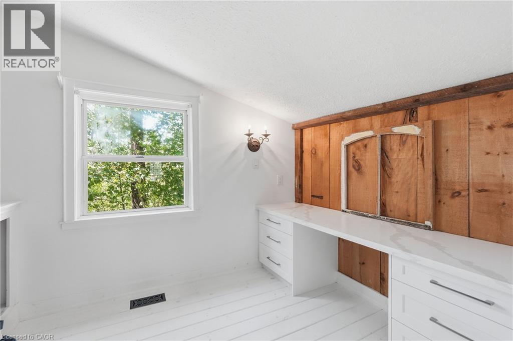 6123 Guelph Line Property Photo 22