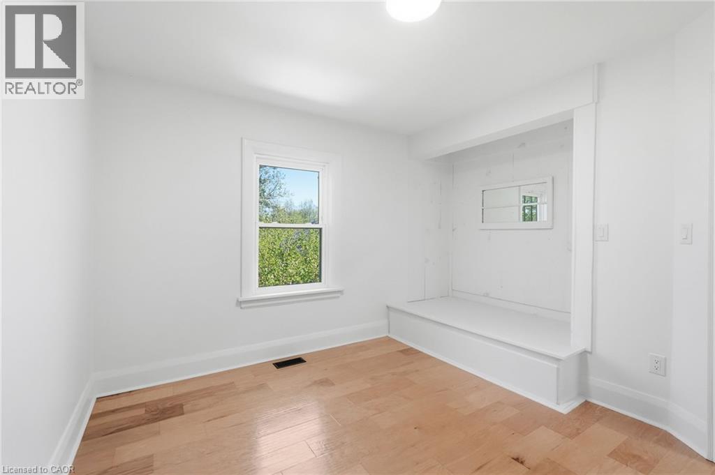 6123 Guelph Line Property Photo 28
