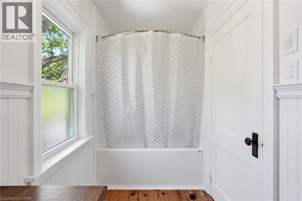 6123 Guelph Line Property Photo 32