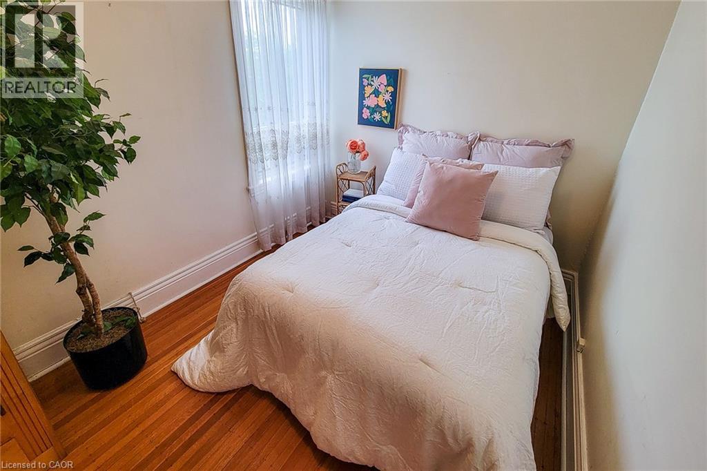244 Hughson Street N Property Photo 26