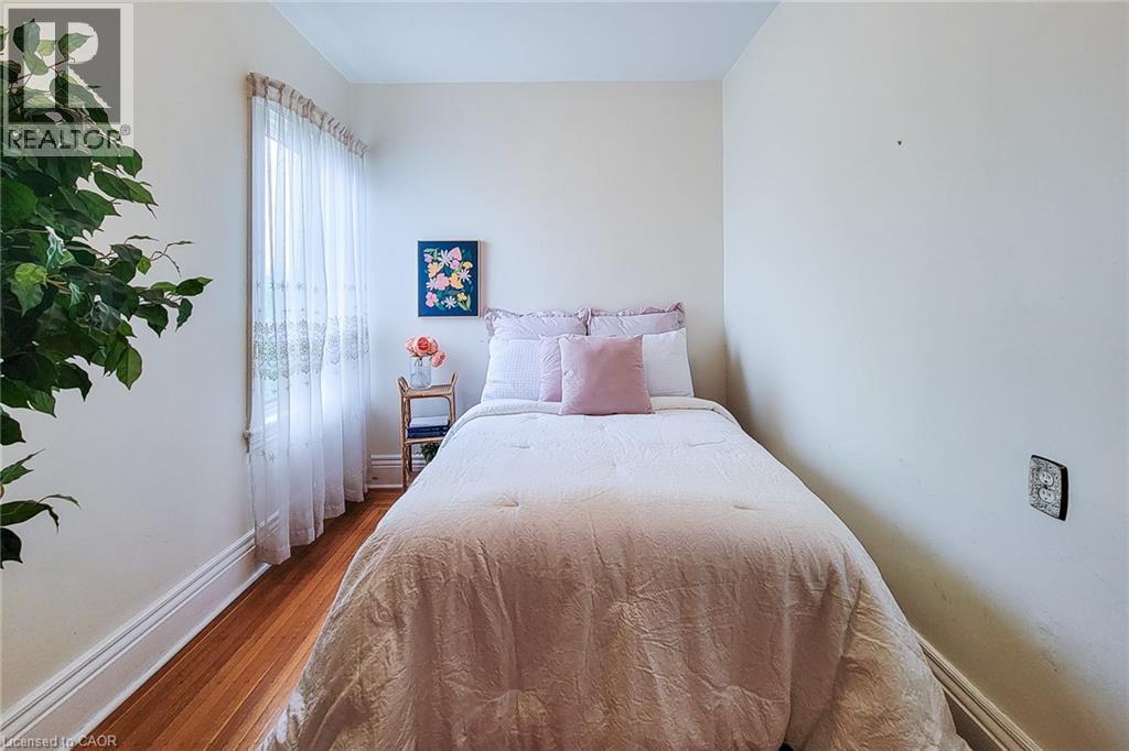 244 Hughson Street N Property Photo 27