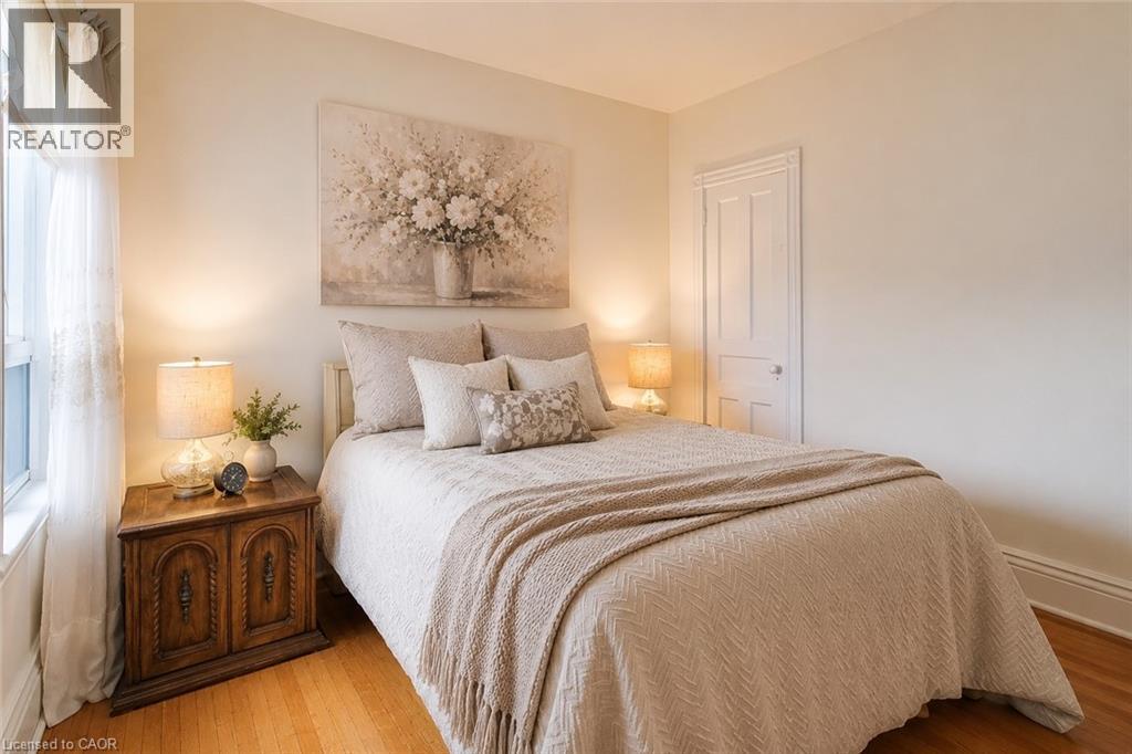 244 Hughson Street N Property Photo 28