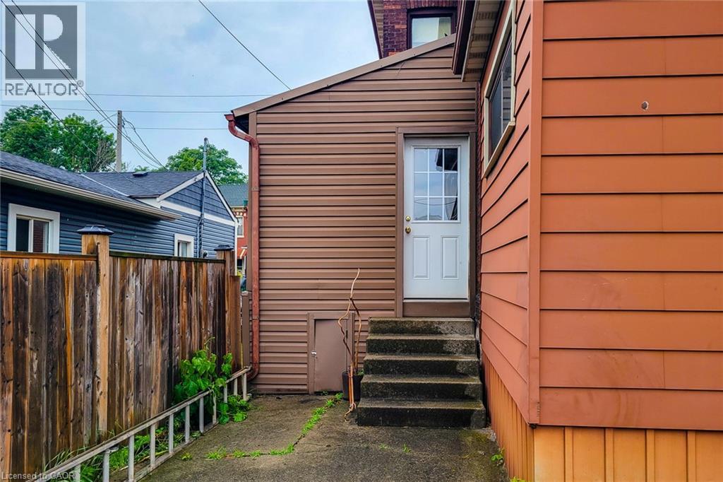 244 Hughson Street N Property Photo 41