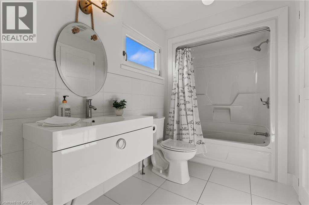 1887 Dominion Road Property Photo 32