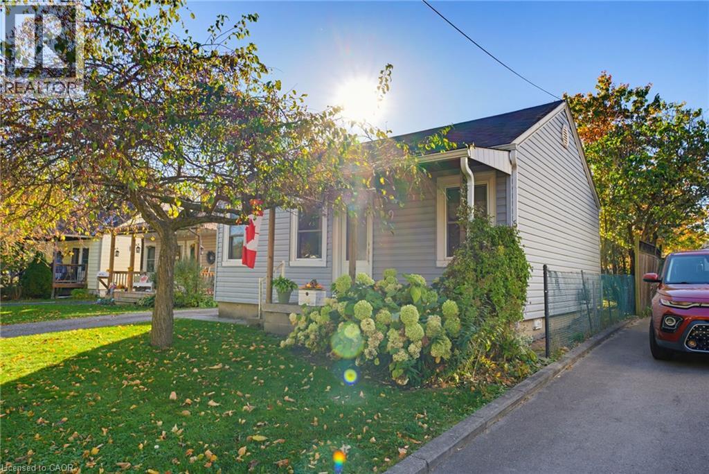 9 Spencer Avenue Property Photo 2