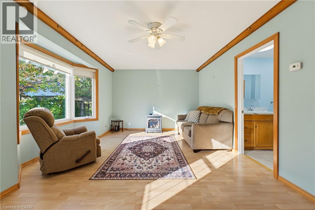 9 Spencer Avenue Property Photo 13