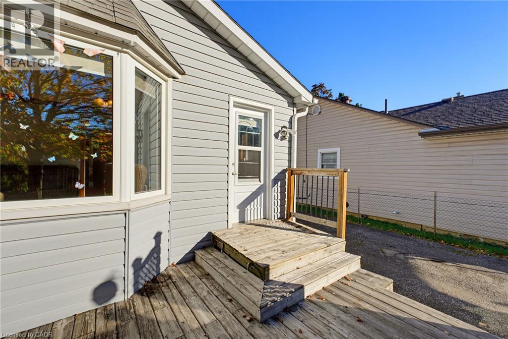 9 Spencer Avenue Property Photo 20