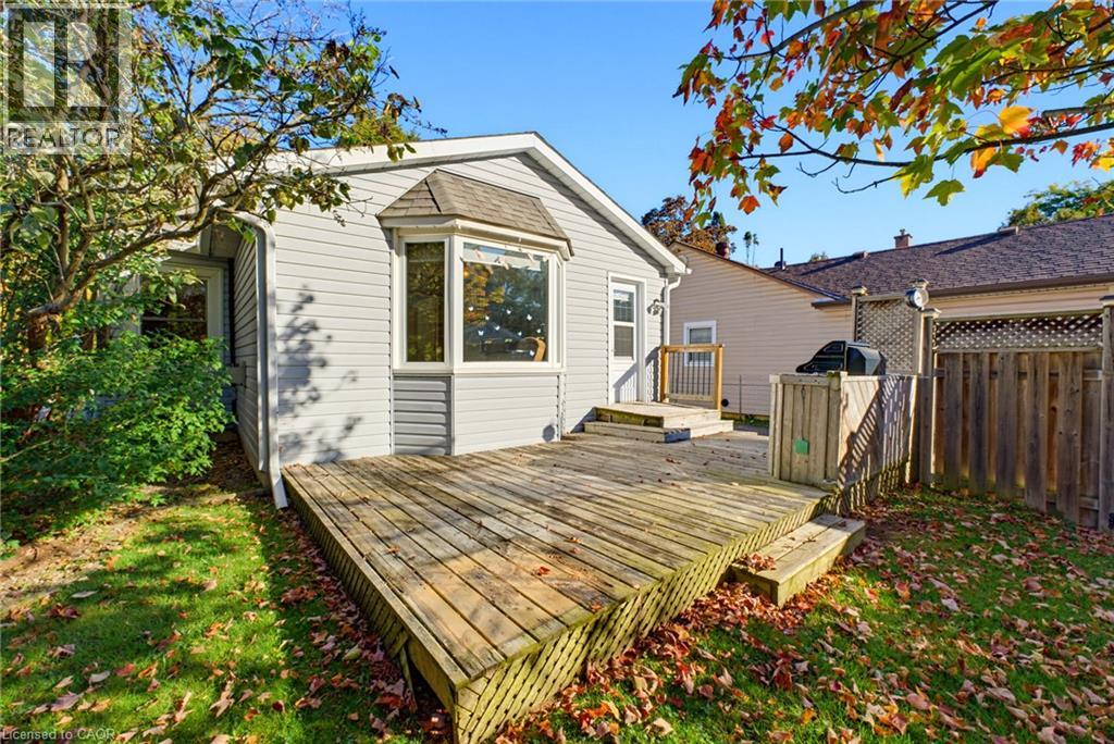 9 Spencer Avenue Property Photo 22