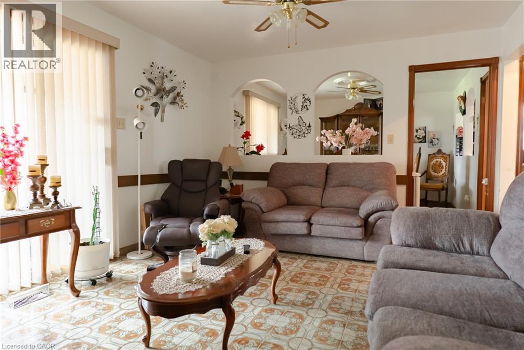 43 Henley Drive Property Photo 18