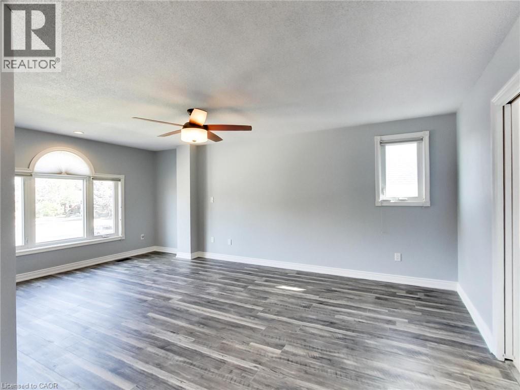 2384 Headon Road Property Photo 34