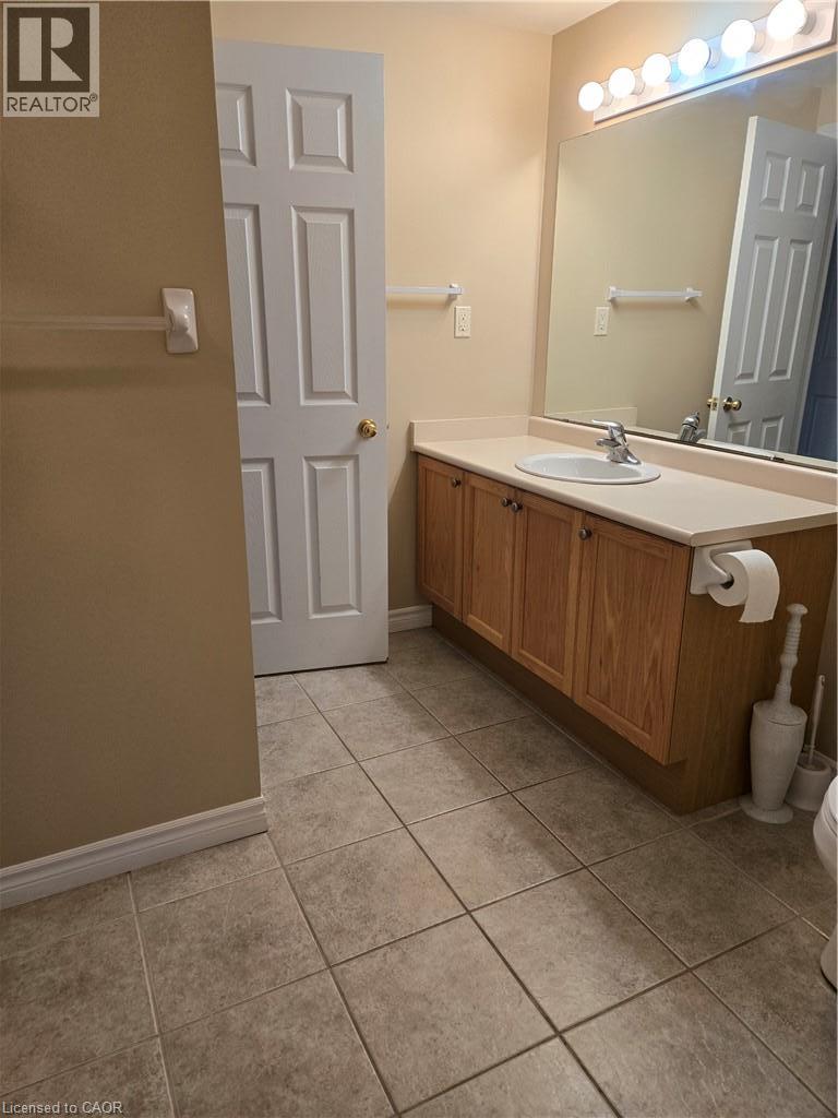 120 Dudhope Avenue Unit# 16 Property Photo 14