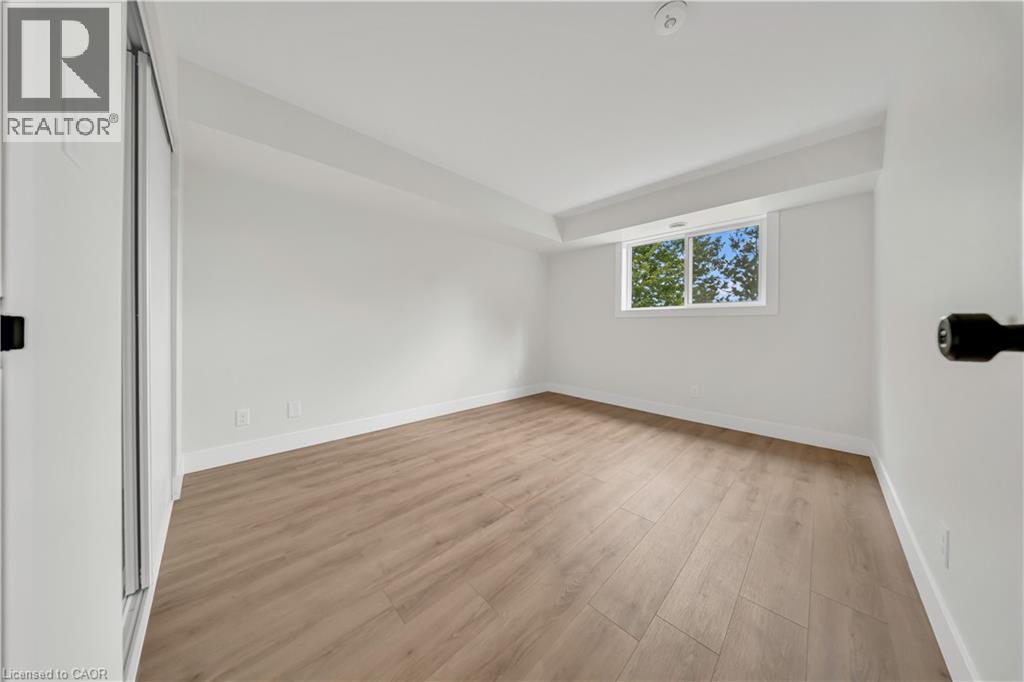 3085 Kingsway Drive Unit# 21 Property Photo 3