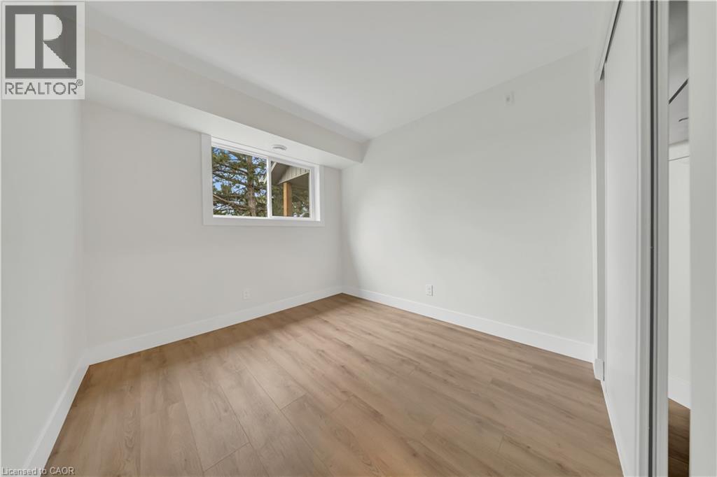 3085 Kingsway Drive Unit# 21 Property Photo 7