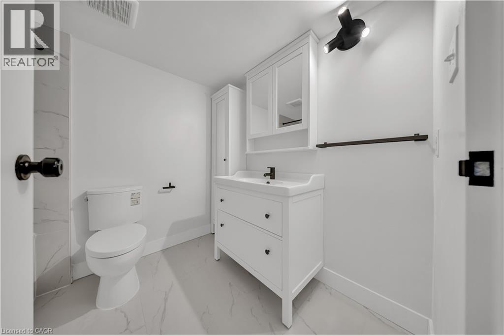 3085 Kingsway Drive Unit# 21 Property Photo 18