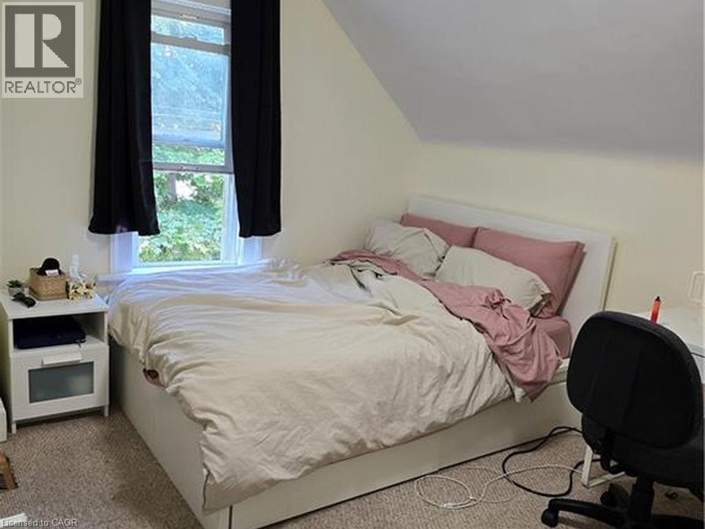 10 Marshall Street Property Photo 3