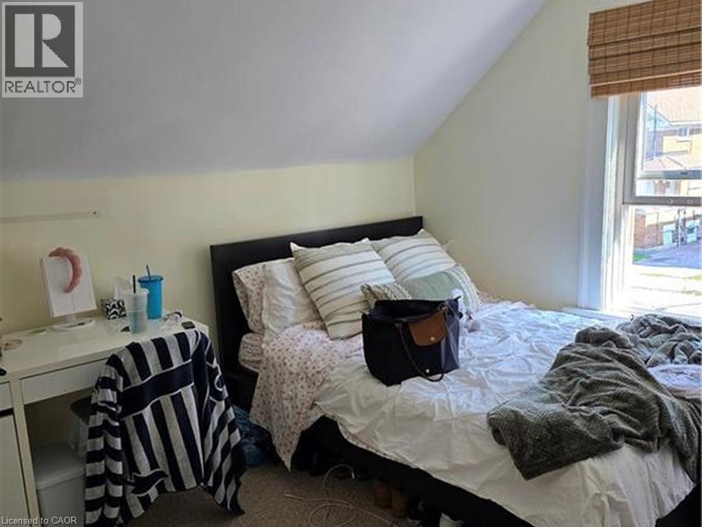10 Marshall Street Property Photo 5