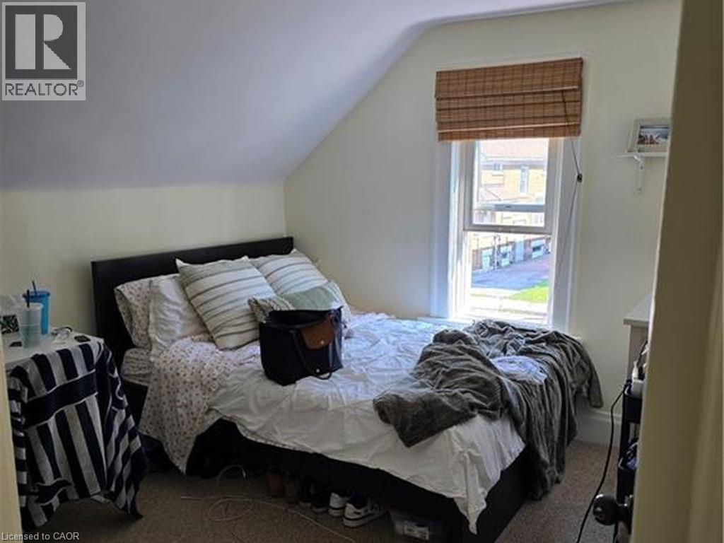 10 Marshall Street Property Photo 6