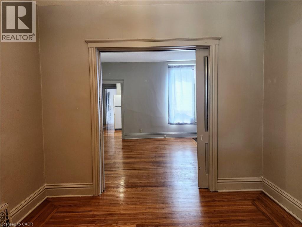 25 Gladstone Avenue Property Photo 6