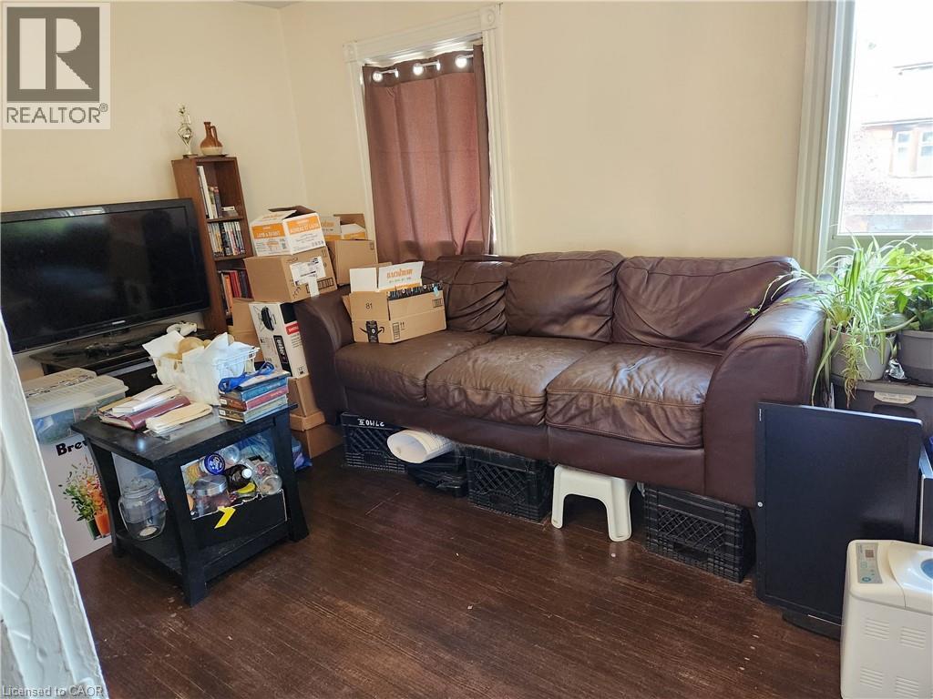 25 Gladstone Avenue Property Photo 15