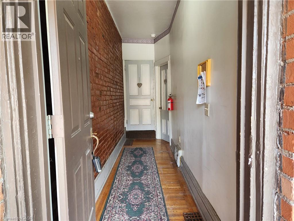 25 Gladstone Avenue Property Photo 21