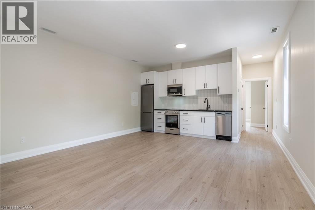 9 MUNN Street Unit# A Property Photo 1