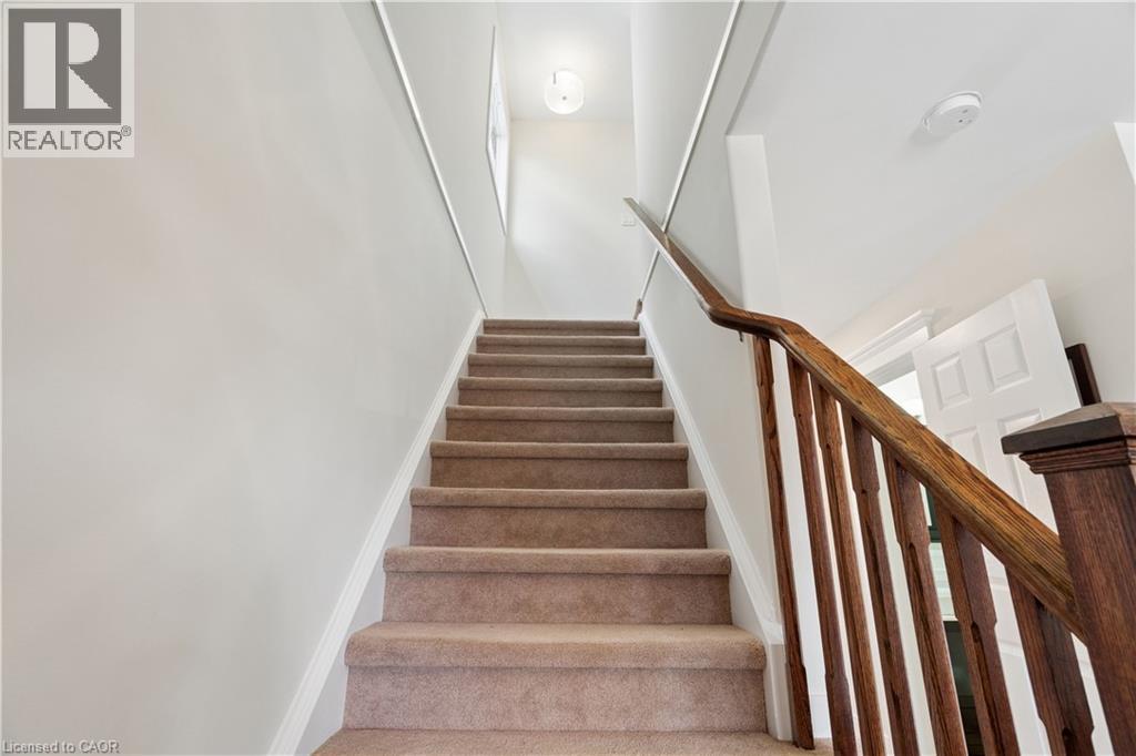 168 Hampson Crescent Property Photo 17