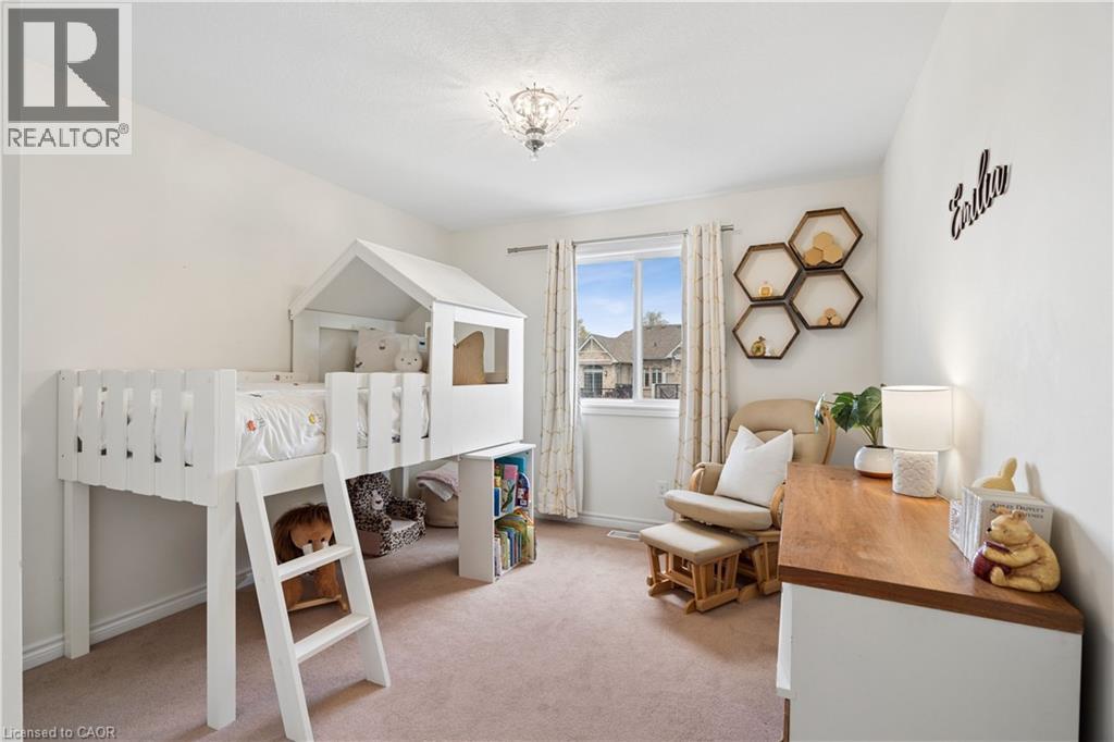 168 Hampson Crescent Property Photo 18