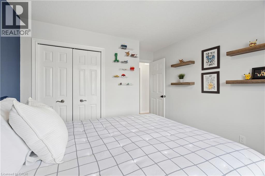 168 Hampson Crescent Property Photo 22