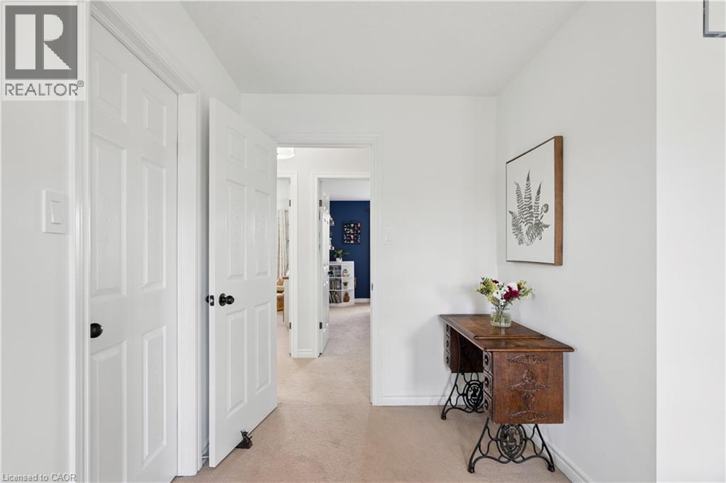 168 Hampson Crescent Property Photo 28