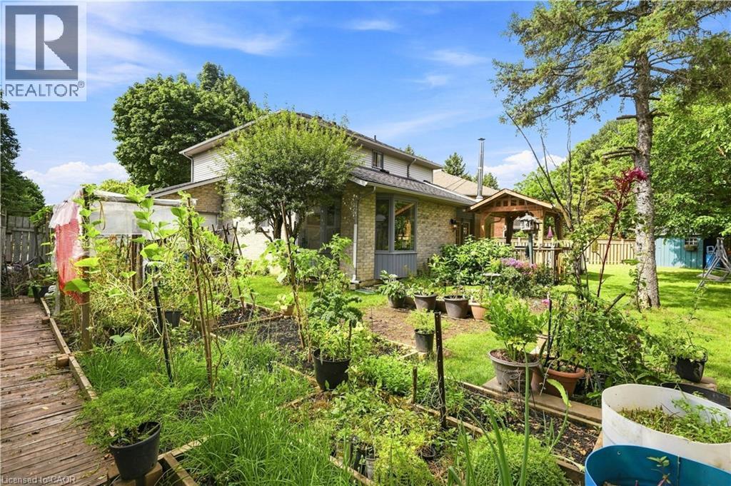 34 Lisajane Court Property Photo 33