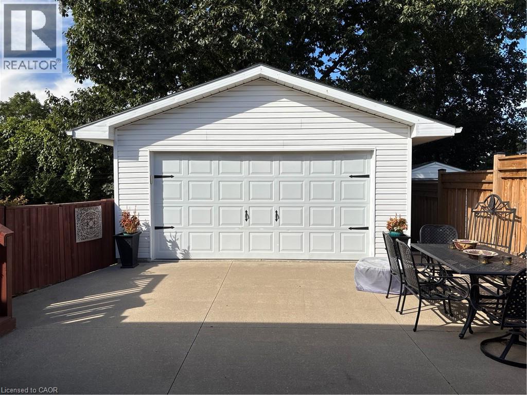 91 Lynndale Road Property Photo 24
