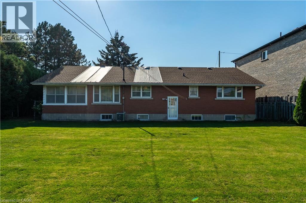 1023 North Service Road Property Photo 29